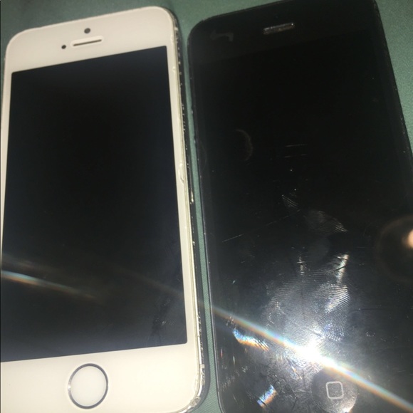 iPhone 5 - Picture 1 of 1